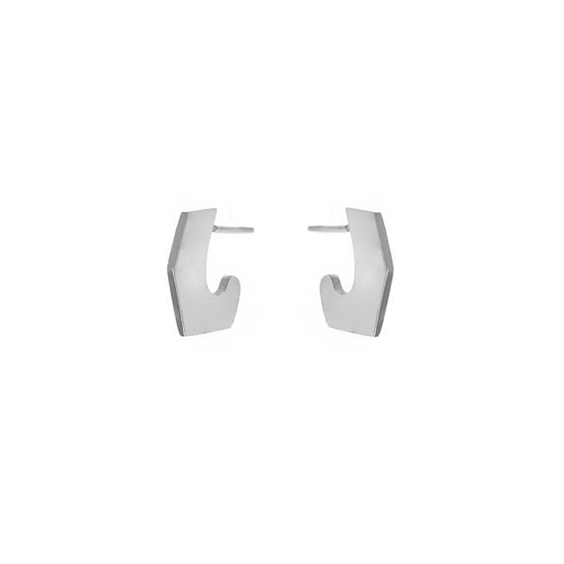Pendientes de plata rodiada con forma geométrica, de Salvatore Plata, 224A0080.