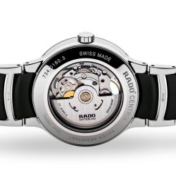 Reloj Rado automático Centrix para hombre tipo Skeleton, en cerámica negra y acero R30178152.