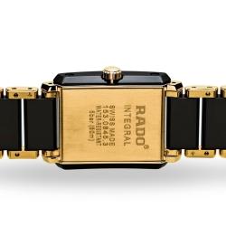 Reloj Rado para mujer Integral en cerámica negro y dorado, con ref. R20845712.