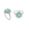 Anillo de plata rodiada con circonitas y piedra verde, de Salvatore Plata, 112S0255.