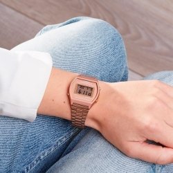 Reloj Casio Vintage Edgy, digital chapado en marrón B640WC-5AEF, para mujer.