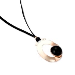 ❤️Collar de piel negra con metal dorado, de Luxenter, SGNY057380.