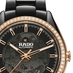 Reloj Rado HyperChrome Automatic Skeleton con diamantes en bisel, R32038152.