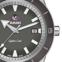 Reloj Rado Captain Cook con estuche de piel y 3 correas, R32505019.
