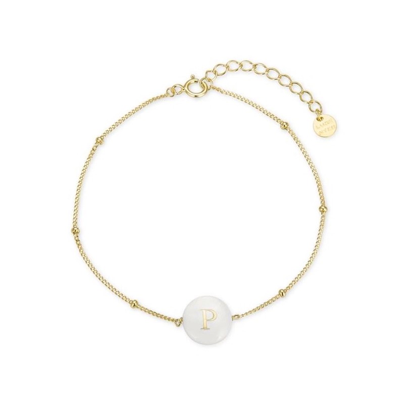 Pulsera de plata dorada con letra P sobre nácar Alphabet de Luxenter, BX206Y115P.
