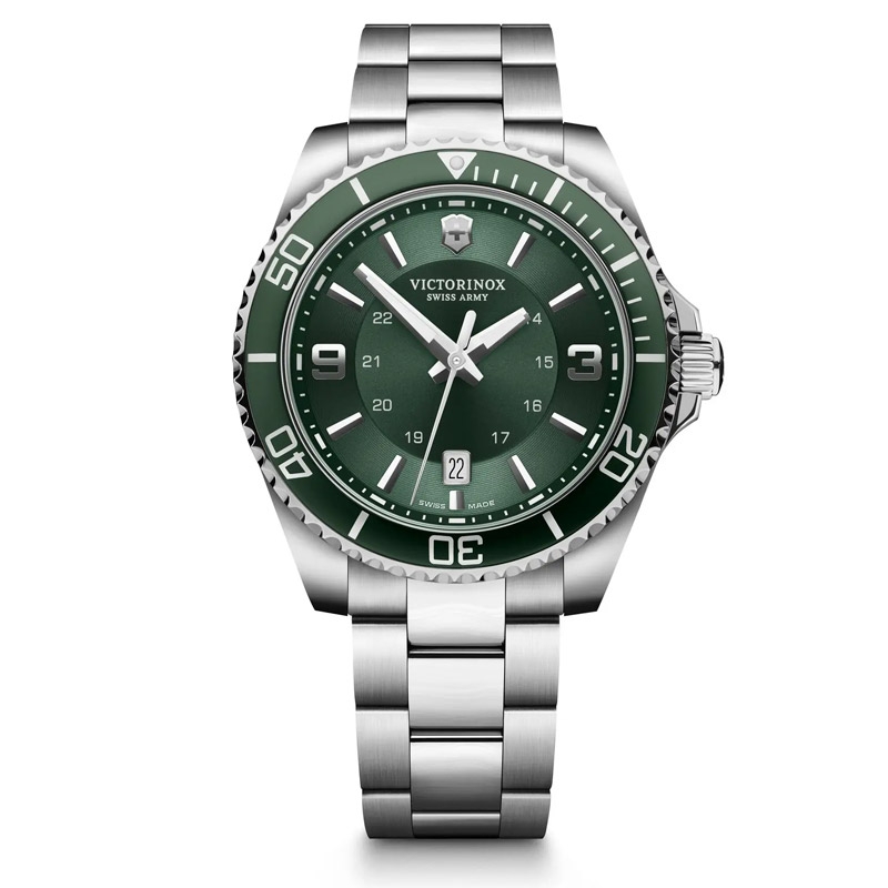 Reloj Victorinox Maverick de hombres en acero y esfera verde, V241934.