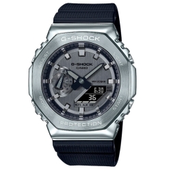 Reloj G-Shock de hombre multifunción en acero pulido y correa de silicona negra, GM-2100-1AER.