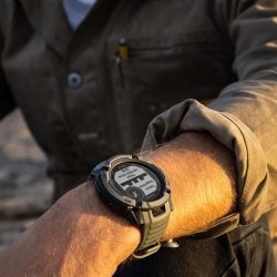 Reloj inteligente Garmin Instinct 2X Solar en verde, 010-02805-05.