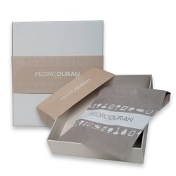 Estuche de presentación.