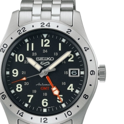 Reloj Seiko 5 Sport Field automático con GMT y esfera negra, SSK023K1.