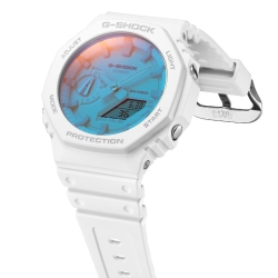 Reloj G-Shock en resina blanca con cristal tornasol, GA-2100TL-7AER.