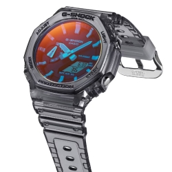 Reloj G-Shock semitransparente negro con cristal tornasol, GA-2100TLS-8AER.