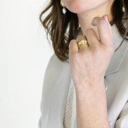 Anillo de plata dorada con perlas cultivadas de Luxenter, XA2124Y114.