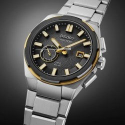 Reloj Seiko Astron Solar GPS 3X62 con detalles dorados, SSJ026J1.