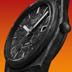 Reloj Tissot PRX Powermatic 80 40 mm caja de carbono, T1379079720100.