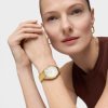 Reloj Tous Now Lady en acero dorado y esfera de nácar, 3000141300.