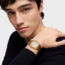 Reloj Tous Lit cuadrado y dorado con brazalete grabado, 3000140000.