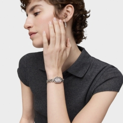 Reloj Tous Oval Time tipo joya con brazalete de cadena, 3000140300.