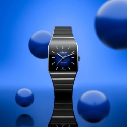 Reloj Rado Anatom Automatic cerámica negra y esfera azul, R10202209.