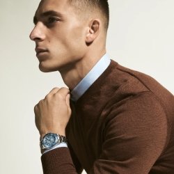 Reloj Montblanc Iced Sea Automatic Date 0 Oxygen esfera azul, 134022.