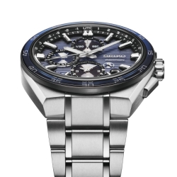 Reloj Seiko Astron Solar, dual time de titanio y esfera azul, SSH175J1.