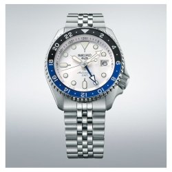 Reloj Seiko 5 Sports GMT automático con esfera plateada, SSK033K1.
