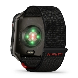 Reloj Garmin Venu® X1 negro en titanio y correa nylon, 010-02980-02.
