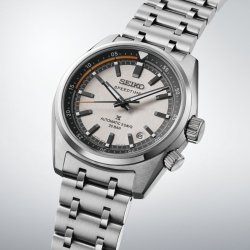 Reloj Seiko Prospex Speedtimer Automatic 3 days esfera beige SPB513J1.