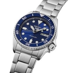 Reloj Seiko 5 Sports SKX Street Style esfera azul, 38mm, SRPL77K1.