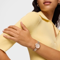 Reloj Tous Icon Charm bicolor rosé con esfera nácar, 3000144500.