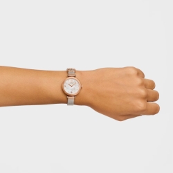 Reloj Tous Icon Charm bicolor rosé con esfera nácar, 3000144500.