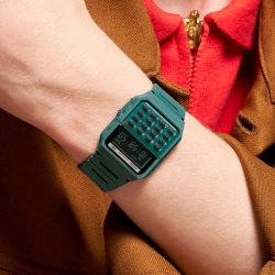 El diseño y los colores rinden homenaje a las calculadoras Casio Mini