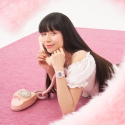 Reloj Casio Baby-G digital en rosa con brillantina, BGD-565GC-4ER.