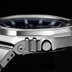 Reloj G-Shock en acero de hombre y esfera azul marino, GM-2110D-2BER.
