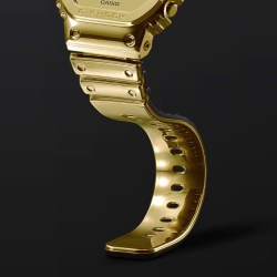 Reloj G-Shock Fine Metallic Series en dorado, GM-2100YMG-9AER.