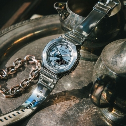 Reloj G-Shock Fine Metallic Series en acero, GM-2100YM-8AER.