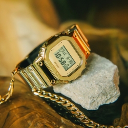 Reloj G-Shock G-Steel Fine Metallic Series en dorado, GM-5600YMG-9ER.