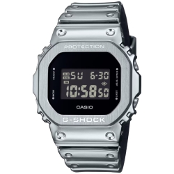 Reloj G-Shock G-Steel Fine Metallic Series en plateado, GM-5600YM-8ER.