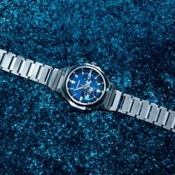Reloj G-Shock Solar Bluetooth® acero y esfera azul, GST-B1000D-2AER.