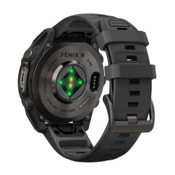 Reloj Garmin fēnix® 9 47 mn bisel titanio y correa negra, 010-04762-11.