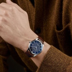 Reloj Frederique Constant Classics 40 mm y esfera azul, FC-220N5B6.