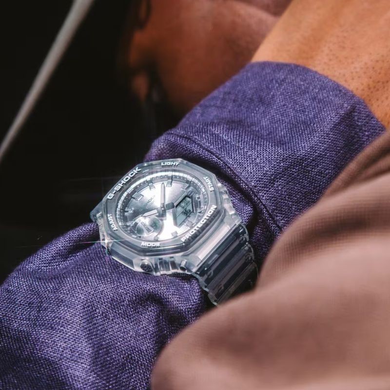 Reloj G-Shock cuarzo transparente con esfera plateada, GA-2100BM-7A8ER.