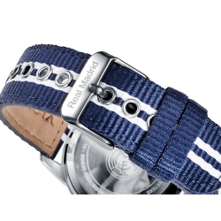 Reloj Viceroy Real Madrid con cronógrafo y correa de nylon azul y blanca, ref. 42298-07.