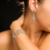 ❤️ Pendientes de estilo isabelino en plata con piedras de Antara.
